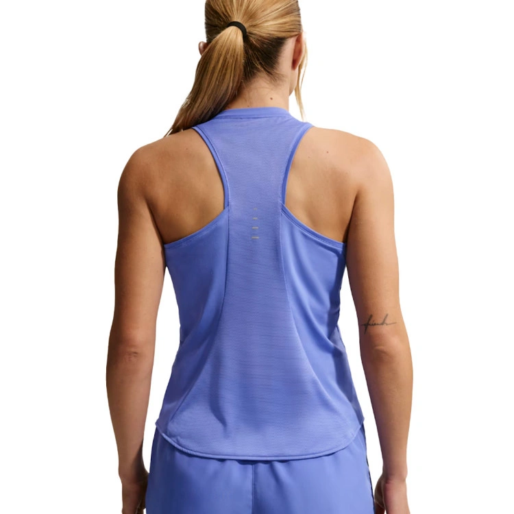 camiseta-nike-swift-dri-fit-ta-top-mujer-sapphire-reflective-silv-1