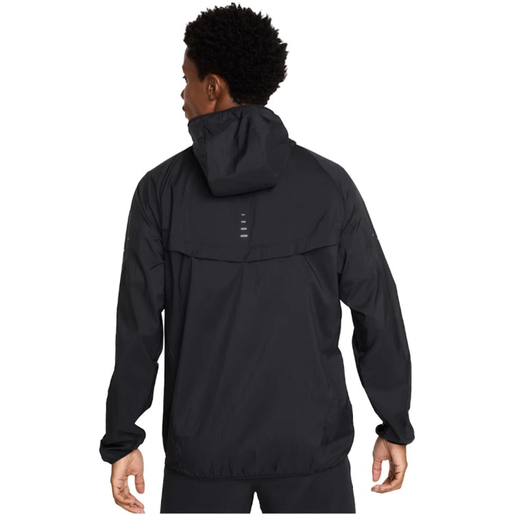 chaqueta-nike-uv-repel-stride-jacket-black-black-reflective-silv-1