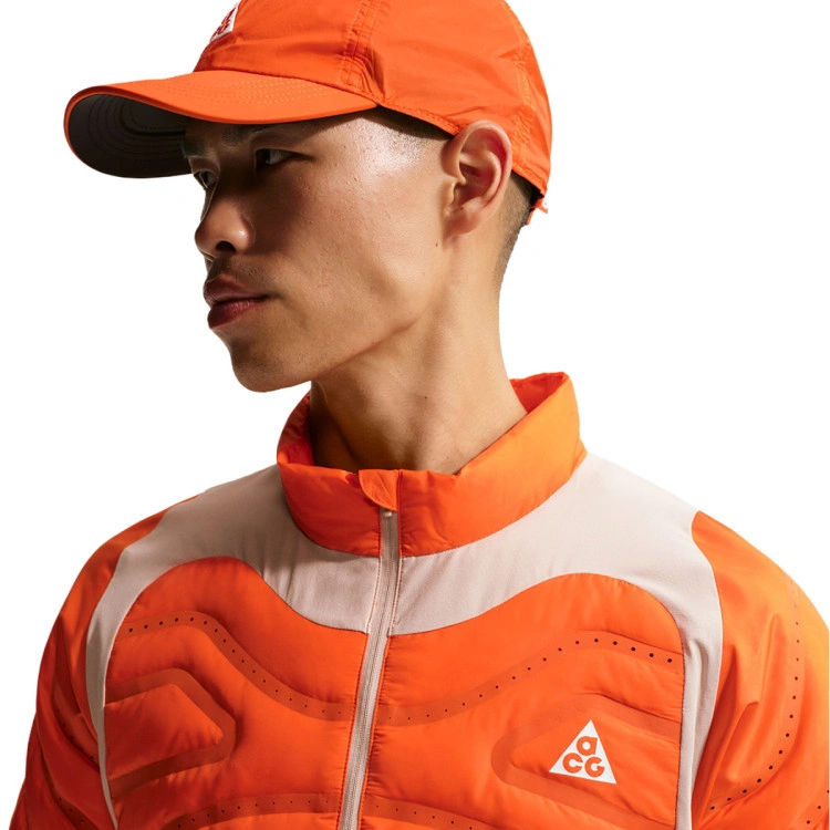 chaqueta-nike-acg-therma-fit-lava-loft-jkt-safety-orange-cream-ii-cream-ii-summit-white-2
