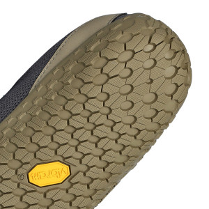 OUTSOLE-2