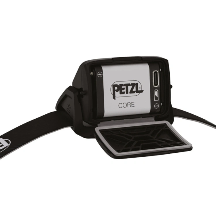 petzl-linterna-frontal-actik-core-black-4