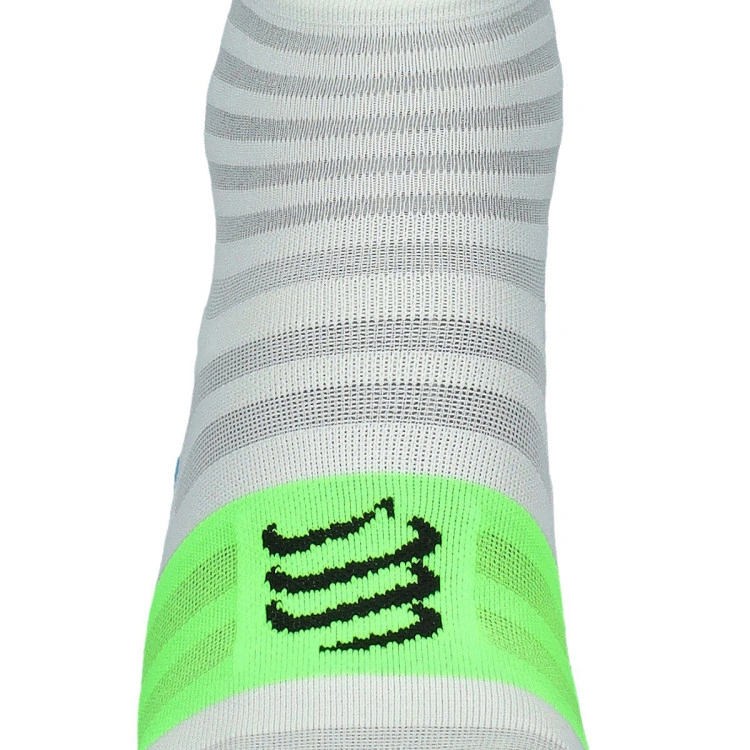 calcetines-compressport-pro-racing-socks-v4.0-ultralight-run-high-blanco-2