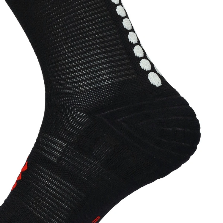 calcetines-compressport-pro-racing-socks-v4.0-run-high-blanco-3