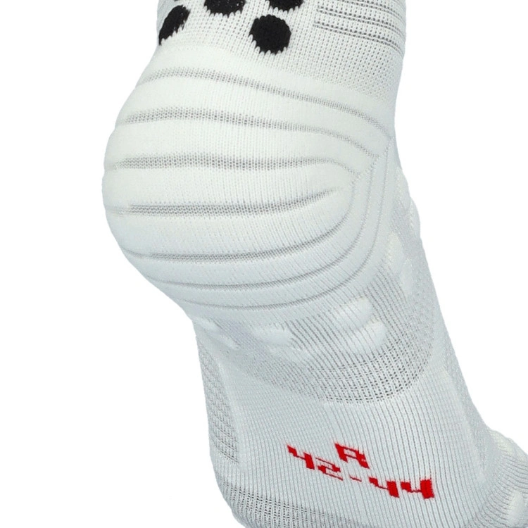 calcetines-compressport-pro-racing-socks-v4.0-run-high-blanco-4