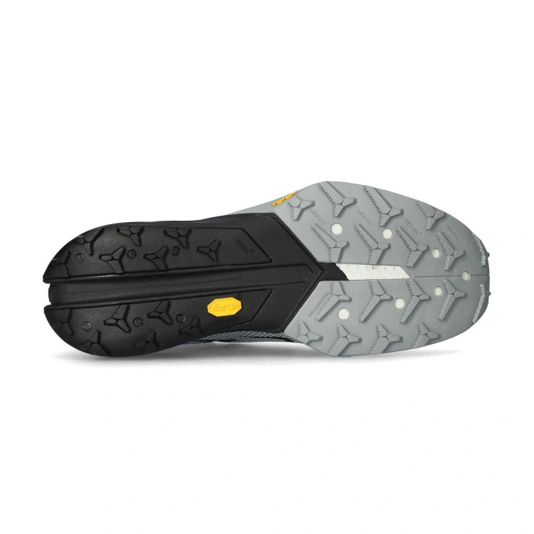 zapatilla-nike-terra-kiger-10-black-white-white-cool-grey-3