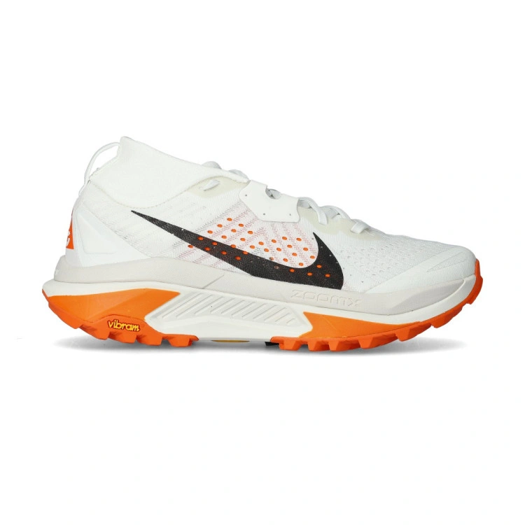 zapatilla-nike-acg-zegama-trail-summit-white-black-phantom-safety-orange-1