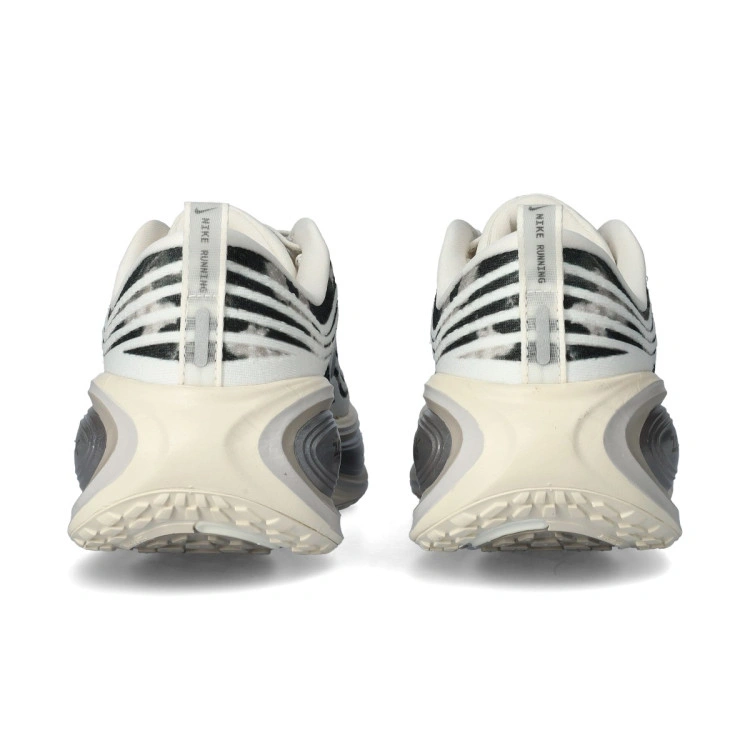 zapatilla-nike-vomero-plus-mujer-se-phantom-pencil-point-anthracite-4