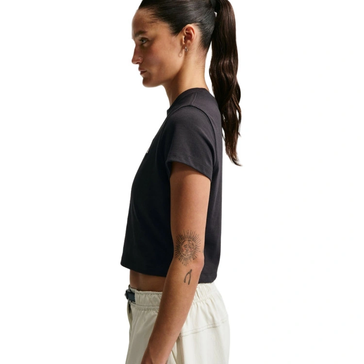 camiseta-nike-mujer-acg-dri-fit-fitted-tri-ss-black-summit-white-4