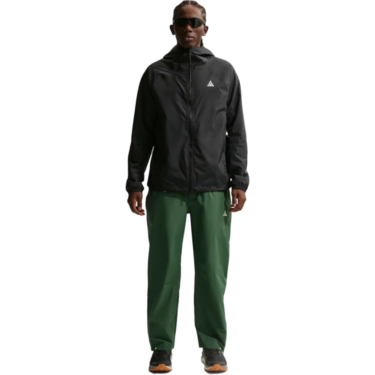 chaqueta-nike-acg-sfadvanced-phantazma-jacket-black-black-black-summit-white-6