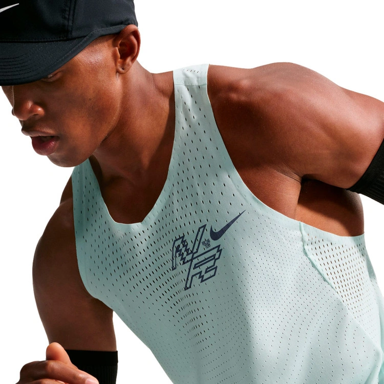 camiseta-nike-hombre-nike-dri-fit-advanced-aeroswift-graphics-snglt-barely-green-lapis-4