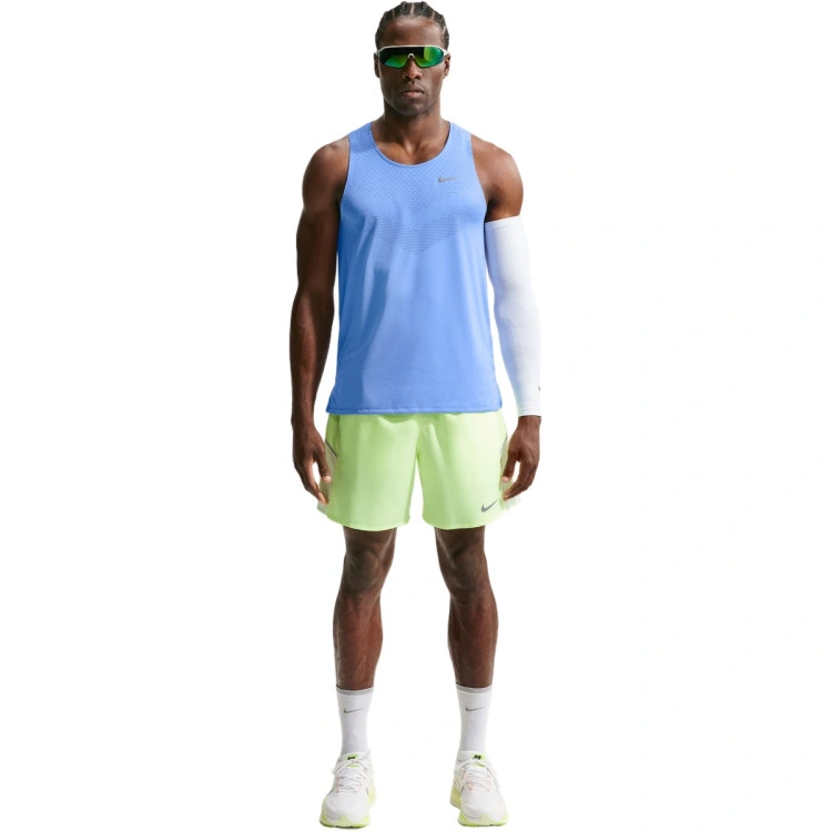 top-nike-hombre-nike-dri-fit-advanced-stride-tank-royal-pulse-reflective-silv-3
