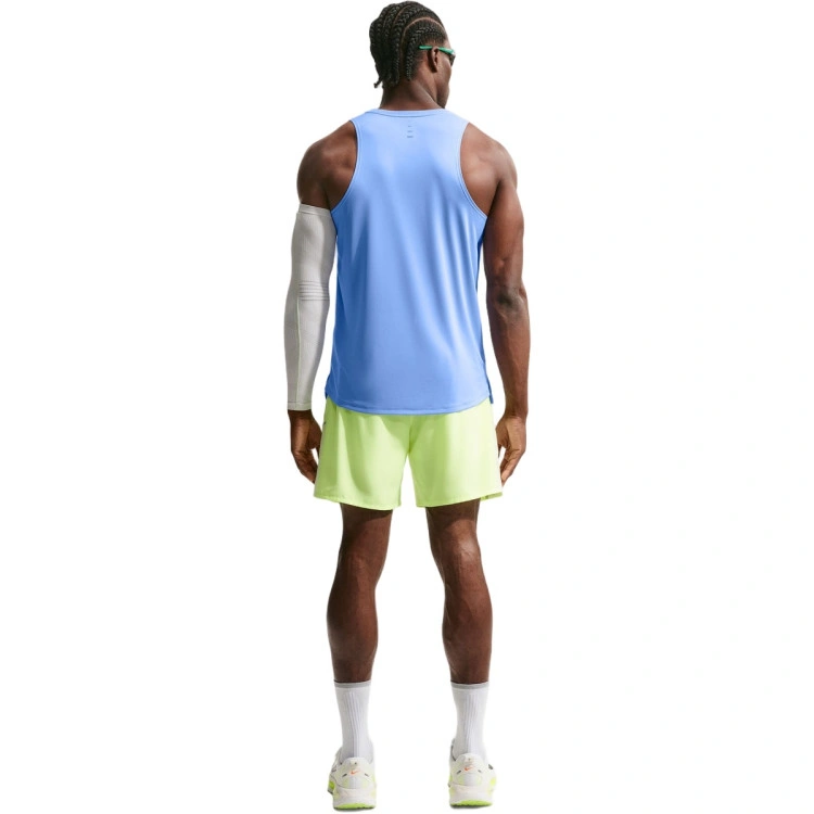 top-nike-hombre-nike-dri-fit-advanced-stride-tank-royal-pulse-reflective-silv-4