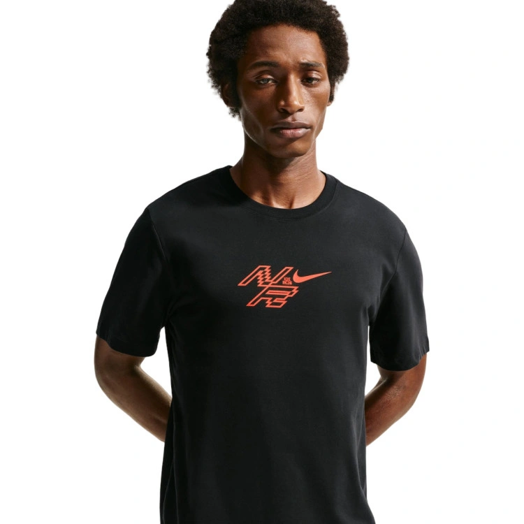 camiseta-nike-tee-standard-aeroswift-graphics-black-bright-crimson-2