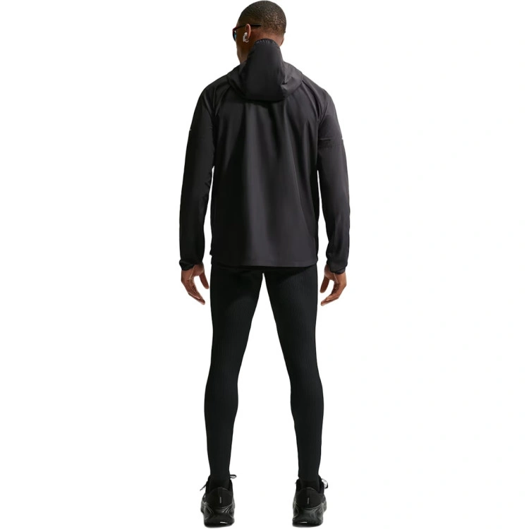malla-larga-nike-aeroswift-tight-black-summit-white-4
