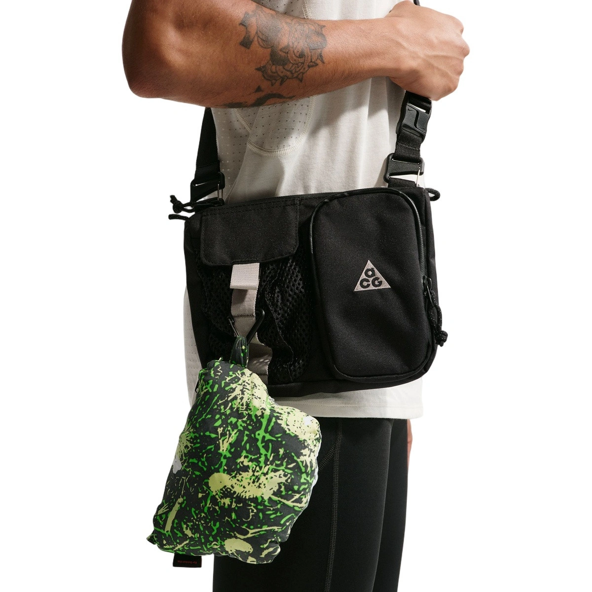 chaqueta-nike-acg-uv-five-towers-black-spruce-black-spruce-life-lime-summit-w-6