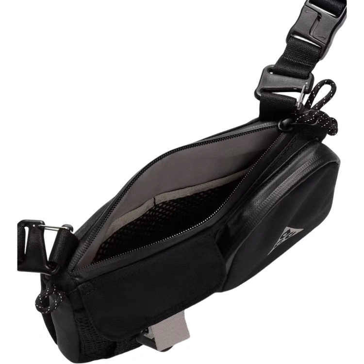 mochila-nike-acg-daymax-crossbody-black-college-grey-college-grey-2