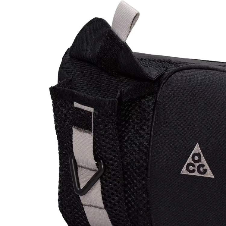 mochila-nike-acg-daymax-crossbody-black-college-grey-college-grey-3