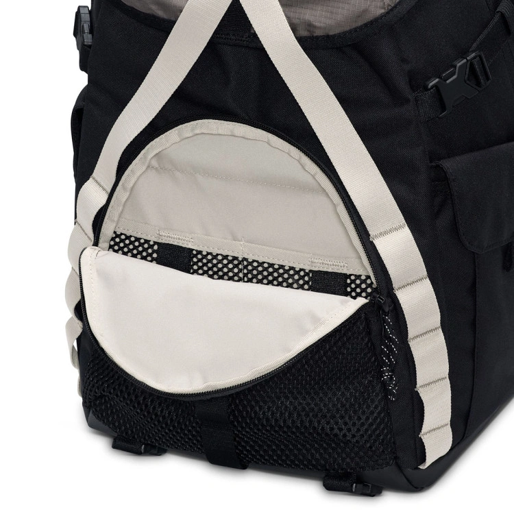 mochila-nike-acg-daymax-bkpk-black-college-grey-college-grey-5
