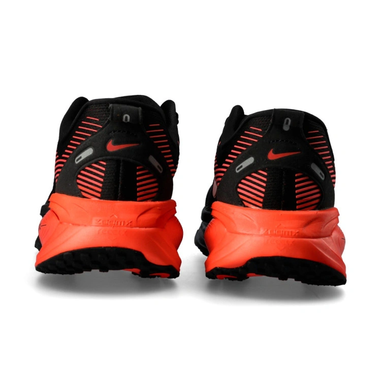 zapatilla-nike-vomero-18-multicolor-4