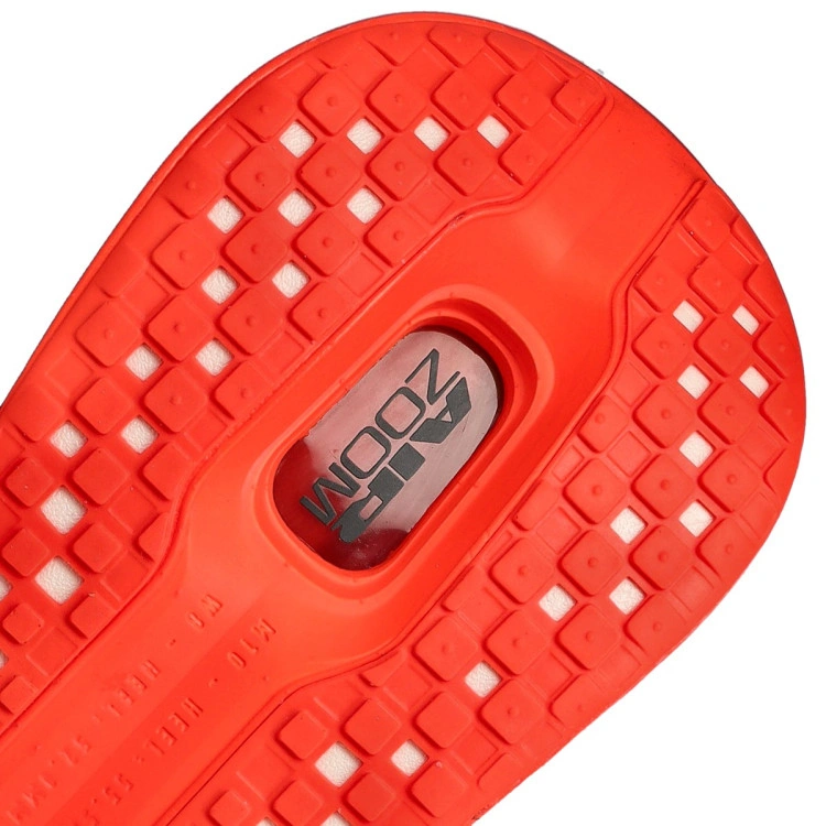 zapatilla-nike-vomero-premium-black-black-brt-crimson-7