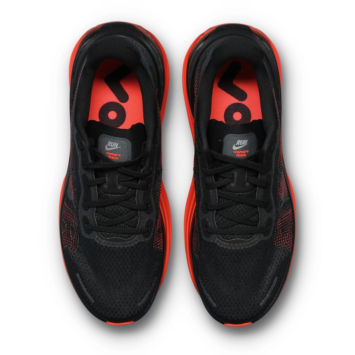 zapatilla-nike-vomero-premium-black-black-brt-crimson-5