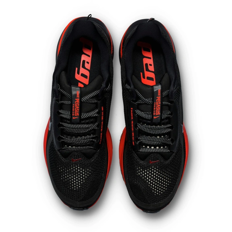 zapatilla-nike-nike-pegasus-premium-black-black-univ-red-brt-crimson-5