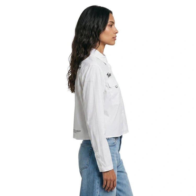 camisa-nike-mujer-acg-aireez-btn-ls-graphics-summit-white-black-2