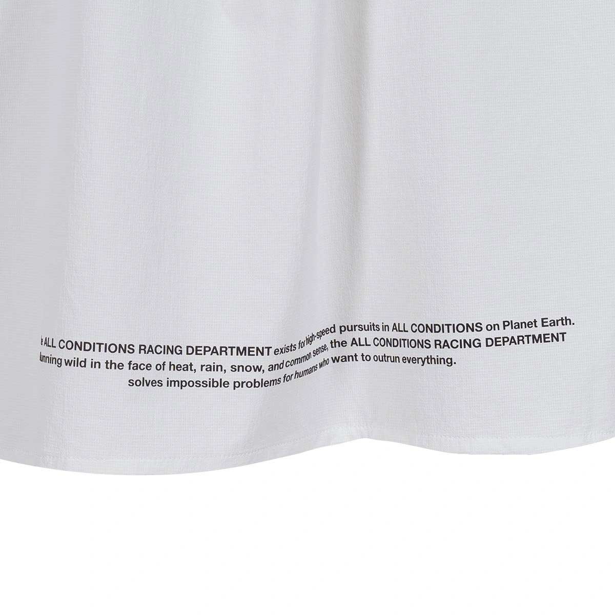 camisa-nike-mujer-acg-aireez-btn-ls-graphics-summit-white-black-6