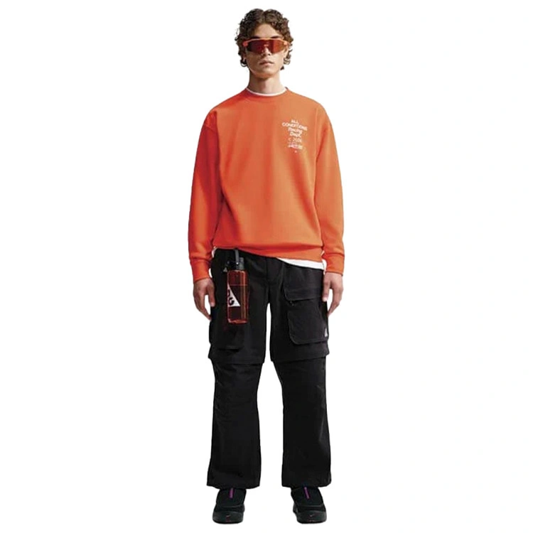 sudadera-nike-hombre-acg-dri-fit-tuff-flc-lite-crw-graphics-safety-orange-white-2