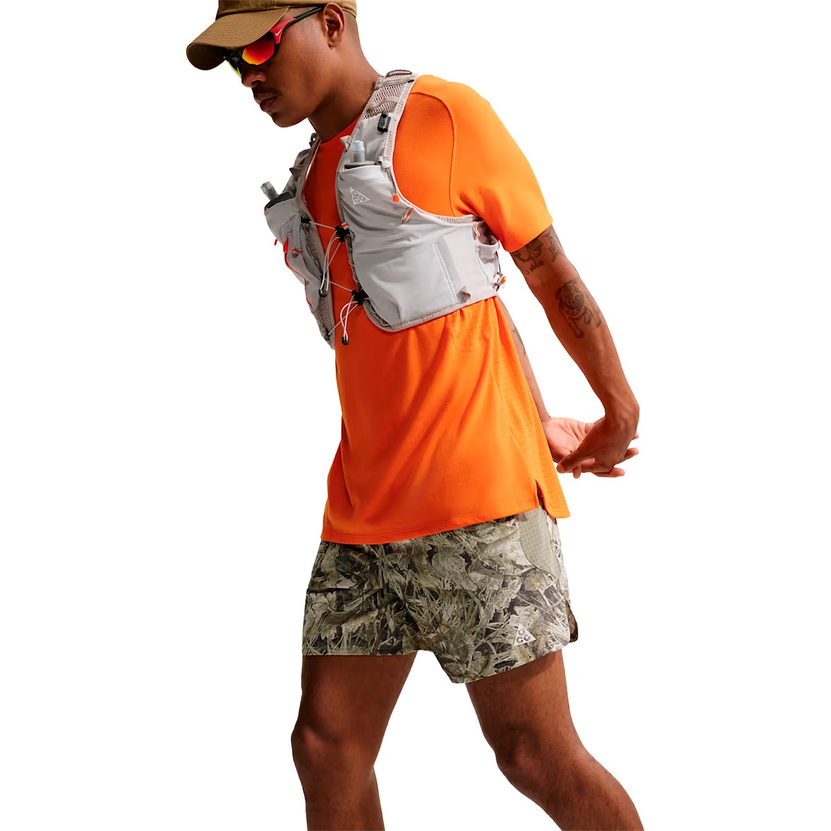 camiseta-nike-hombre-acg-dri-fit-essential-6bf-sh-aop-sequoia-light-army-summit-white-2