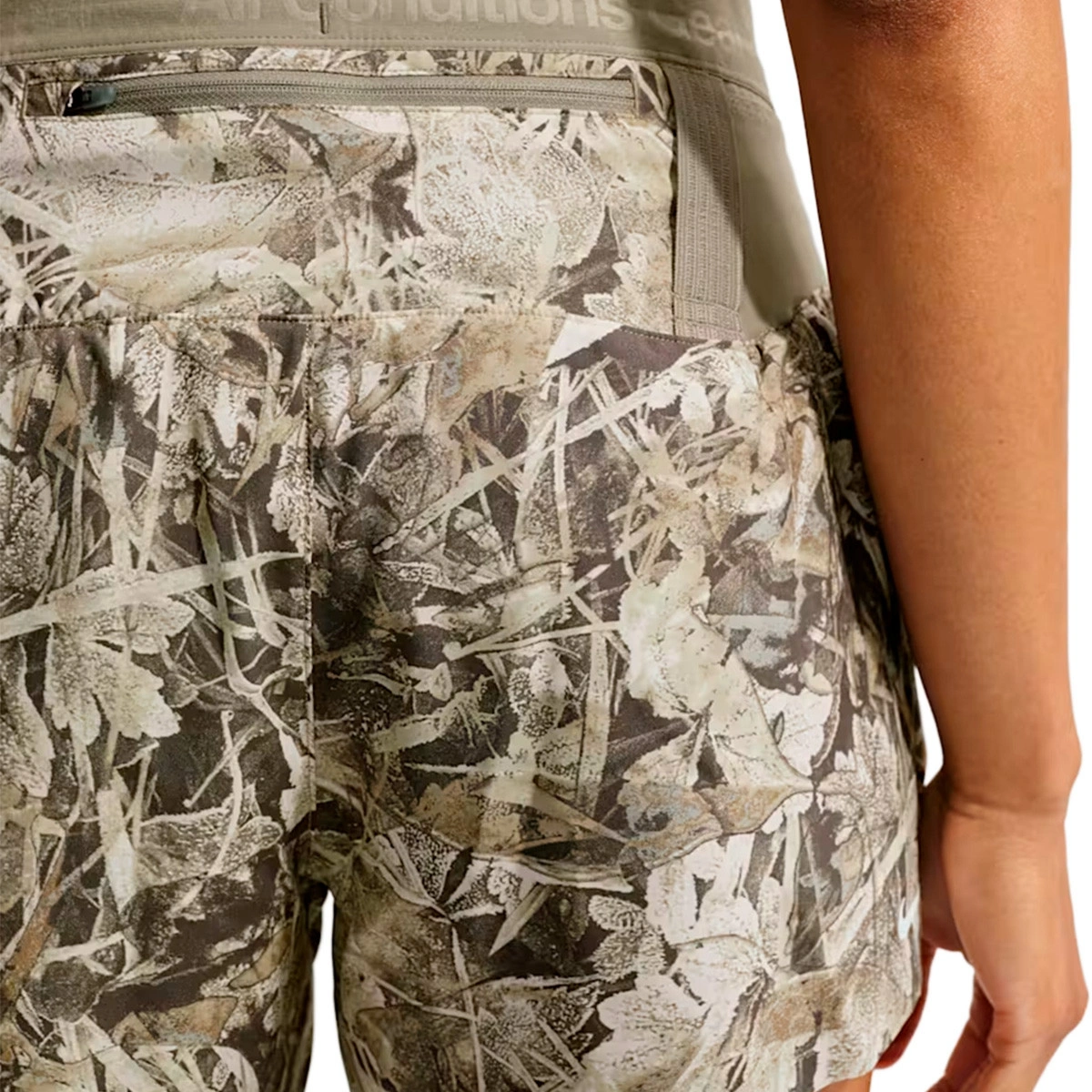 pantalon-corto-nike-mujer-acg-trail-dri-fit-mrbf-4in-sh-aop-sequoia-summit-white-2