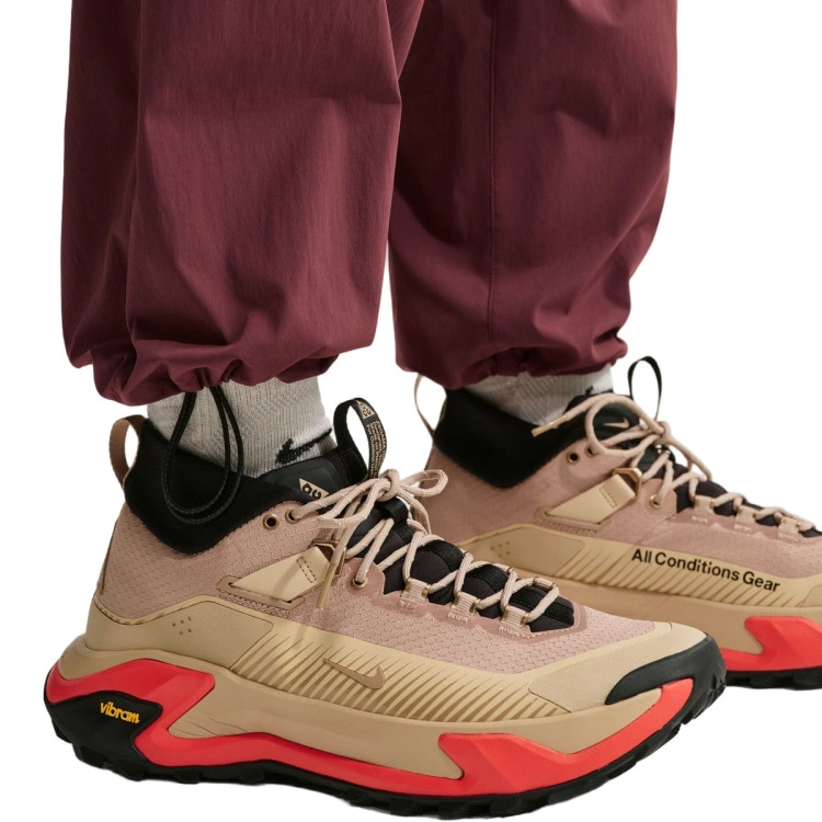 pantalon-largo-nike-hombre-acg-high-stakes-pants-mystic-dates-summit-white-5