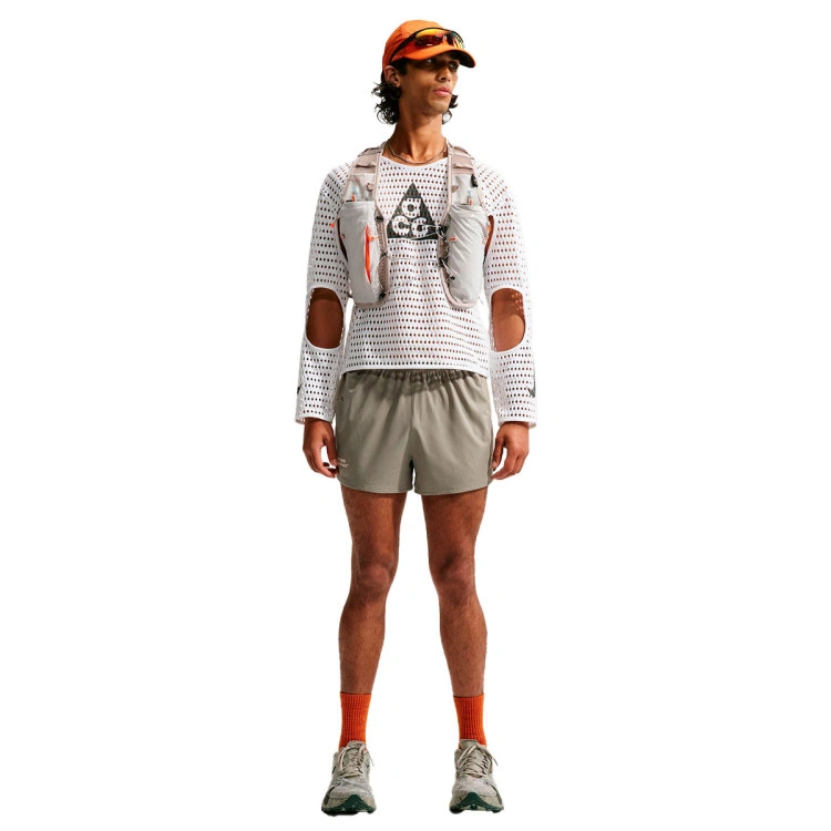pantalon-corto-nike-acg-dri-fit-advanced-trailwind-shirt-aop-light-army-white-3