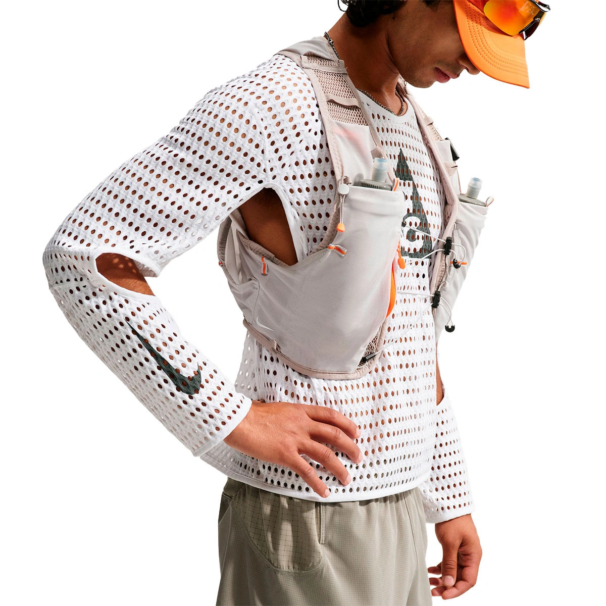 pantalon-corto-nike-acg-dri-fit-advanced-trailwind-shirt-aop-light-army-white-2