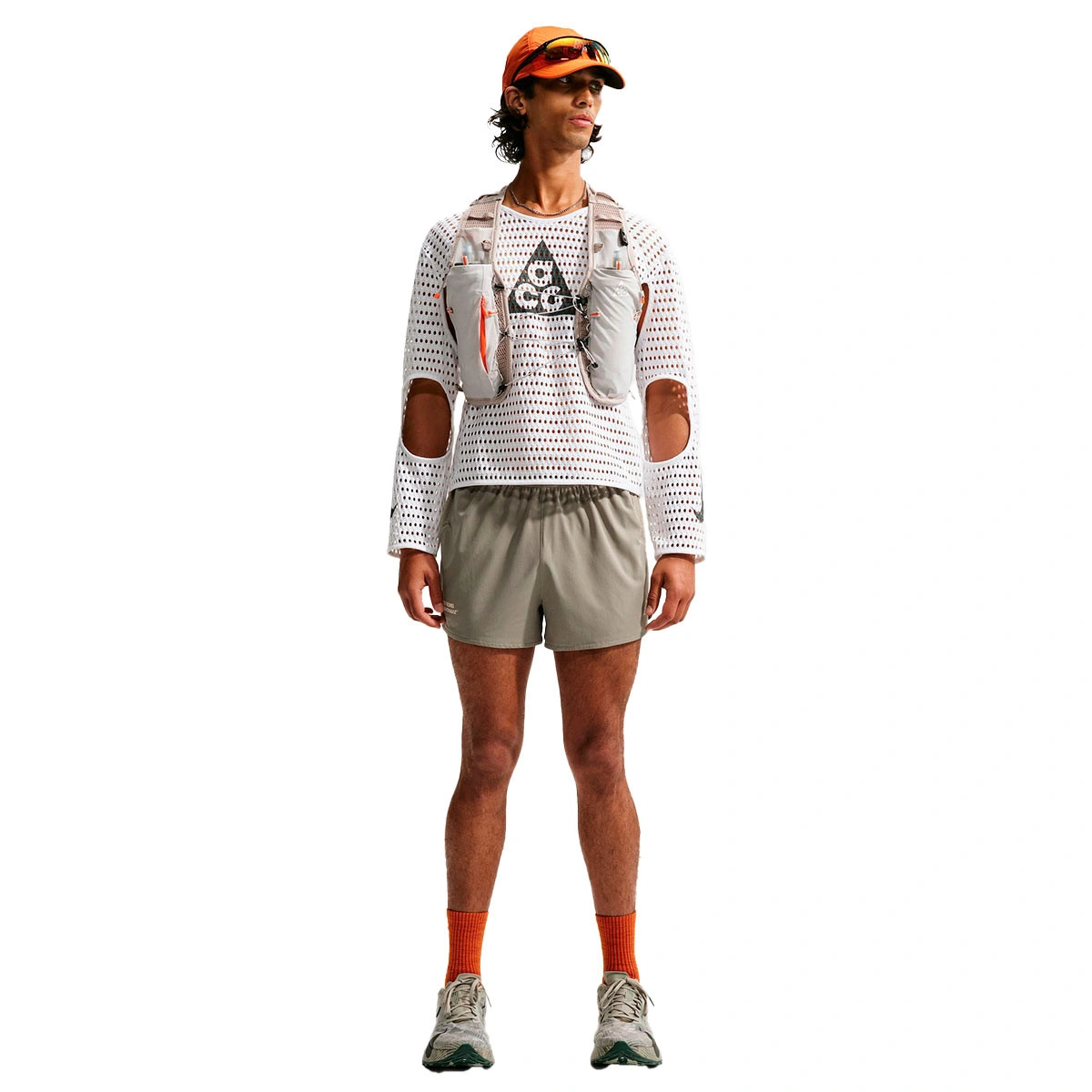 pantalon-corto-nike-acg-dri-fit-advanced-trailwind-shirt-aop-light-army-white-3