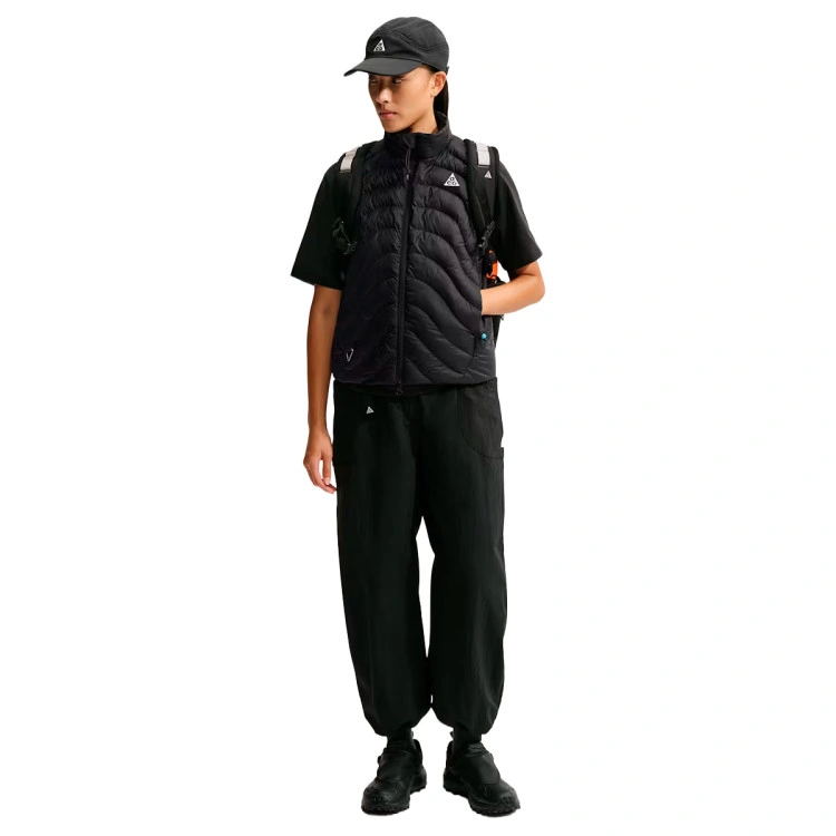 chaleco-nike-acg-tfadvanced-lava-flo-vest-mujer-black-summit-white-5