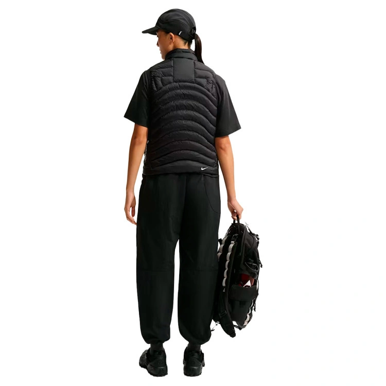 chaleco-nike-acg-tfadvanced-lava-flo-vest-mujer-black-summit-white-6