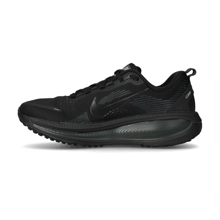zapatilla-nike-vomero-18-black-black-dk-smoke-grey-lt-smoke-grey-2