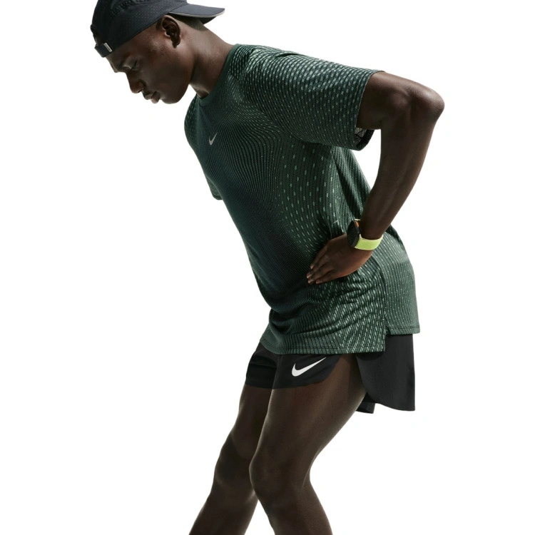 camiseta-nike-hombre-nike-af-stride-ss-top-black-lt-green-spark-reflective-silv-4
