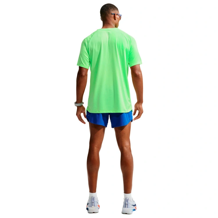 camiseta-nike-af-stride-ss-top-volt-light-silver-reflective-silv-4