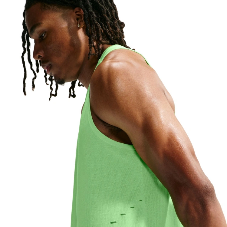 top-nike-hombre-nike-af-stride-tank-volt-light-silver-reflective-silv-3