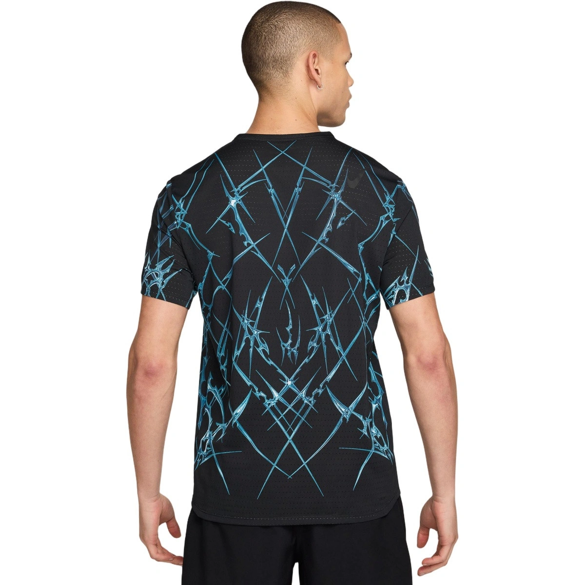 camiseta-nike-hombre-nike-dri-fit-advanced-aroswft-ss-aop-black-white-1