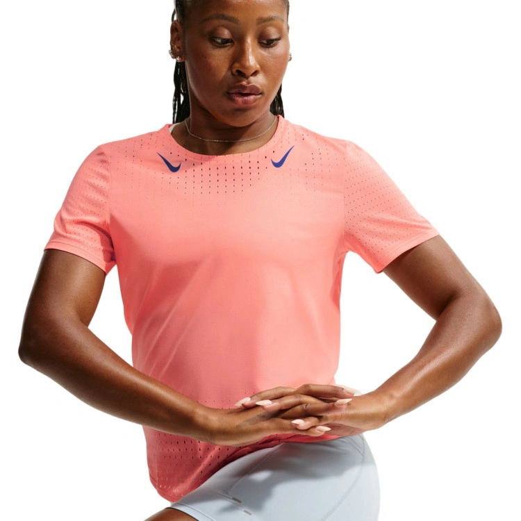 camiseta-nike-mujer-nike-arswft-dri-fit-advanced-top-ss-atomic-pinike-old-royal-2