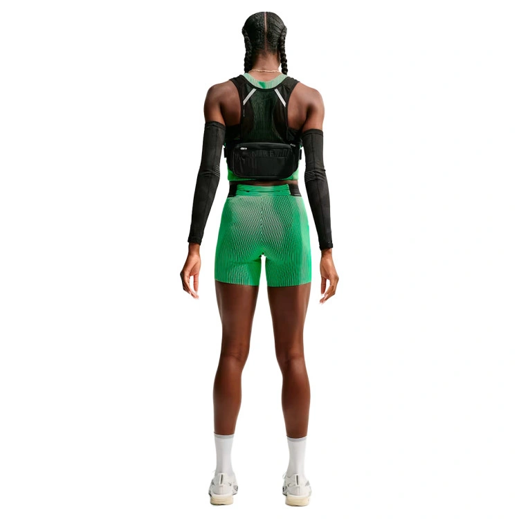 pantalon-corto-nike-arswft-dri-fit-advanced-tight-short-mujer-illusion-green-black-white-white-gcw160-5