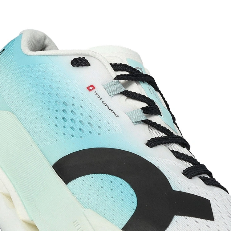 zapatilla-on-cloudboom-max-white-flurry-6