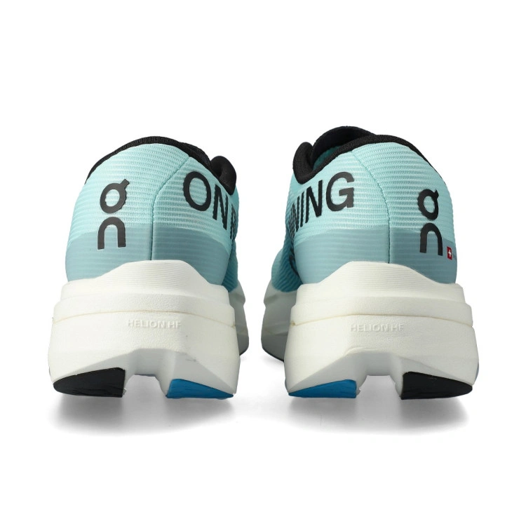 zapatilla-on-cloudboom-volt-1-m-celeste-isle-4