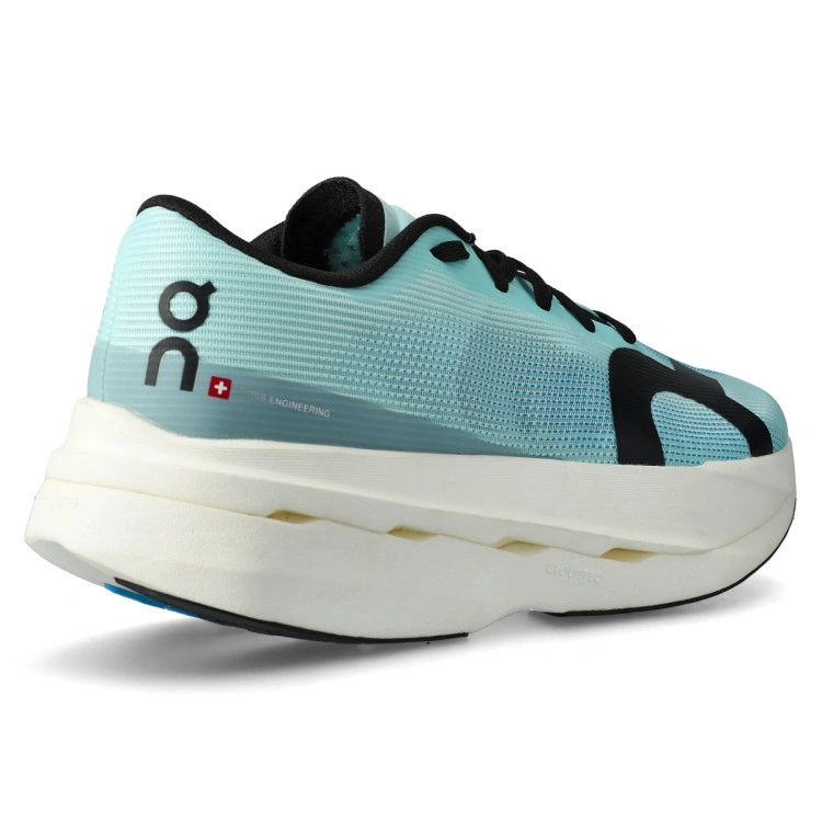 zapatilla-on-cloudboom-volt-1-m-celeste-isle-9