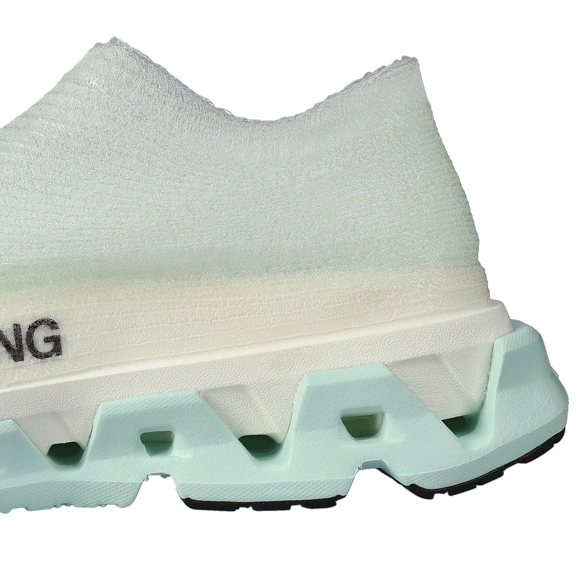 zapatilla-on-cloudmonster-3-hyper-ls-u-flurry-verdite-8