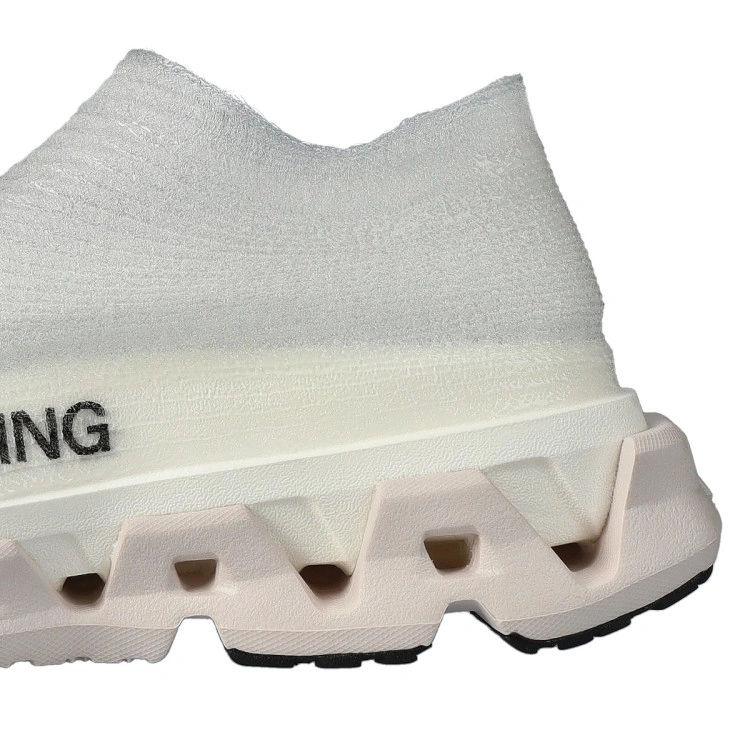 zapatilla-on-cloudmonster-3-hyper-ls-u-lily-limelight-8