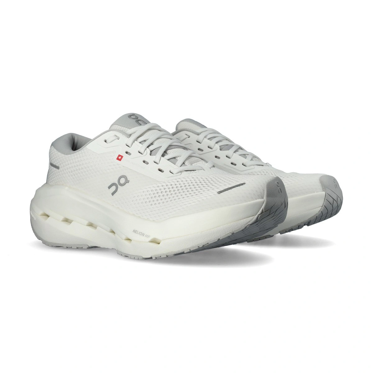 zapatilla-on-cloudrunner-3-max-white-glacier-0